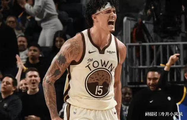 星空体育中国-勇士消息:库里复出推迟,悍将续约原因出炉,战快船出场更新