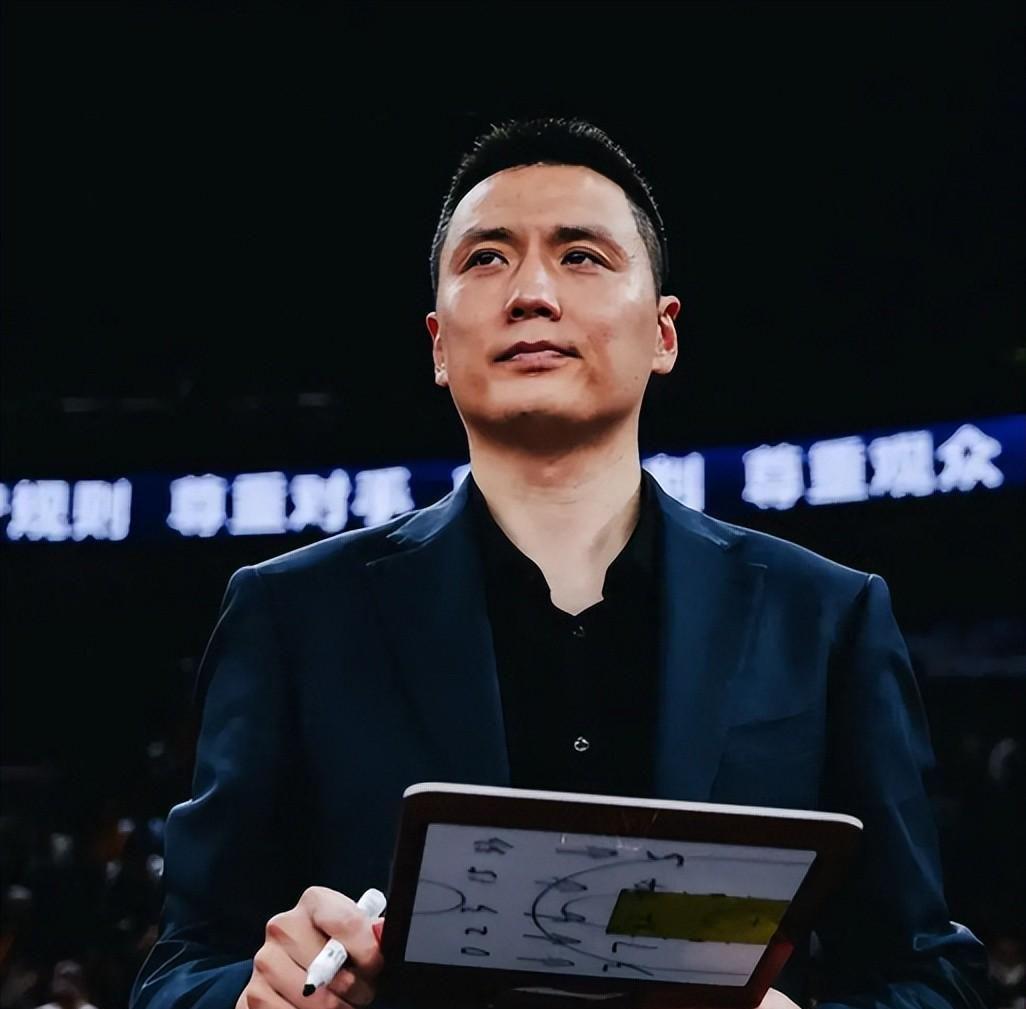 星空体育中国-看完CBA总决赛G3,才发现值得入选国家队的三人,张镇麟攻守兼备